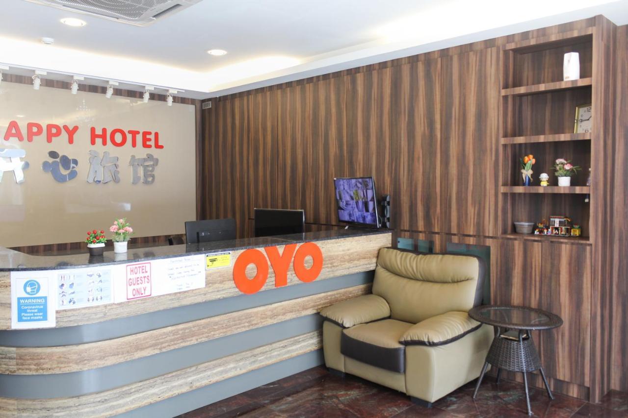 Oyo-90027快乐酒店 新山 外观 照片