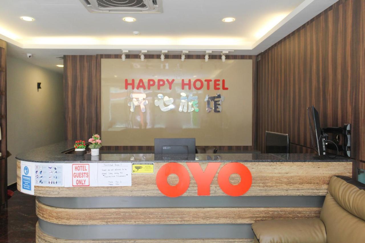 Oyo-90027快乐酒店 新山 外观 照片